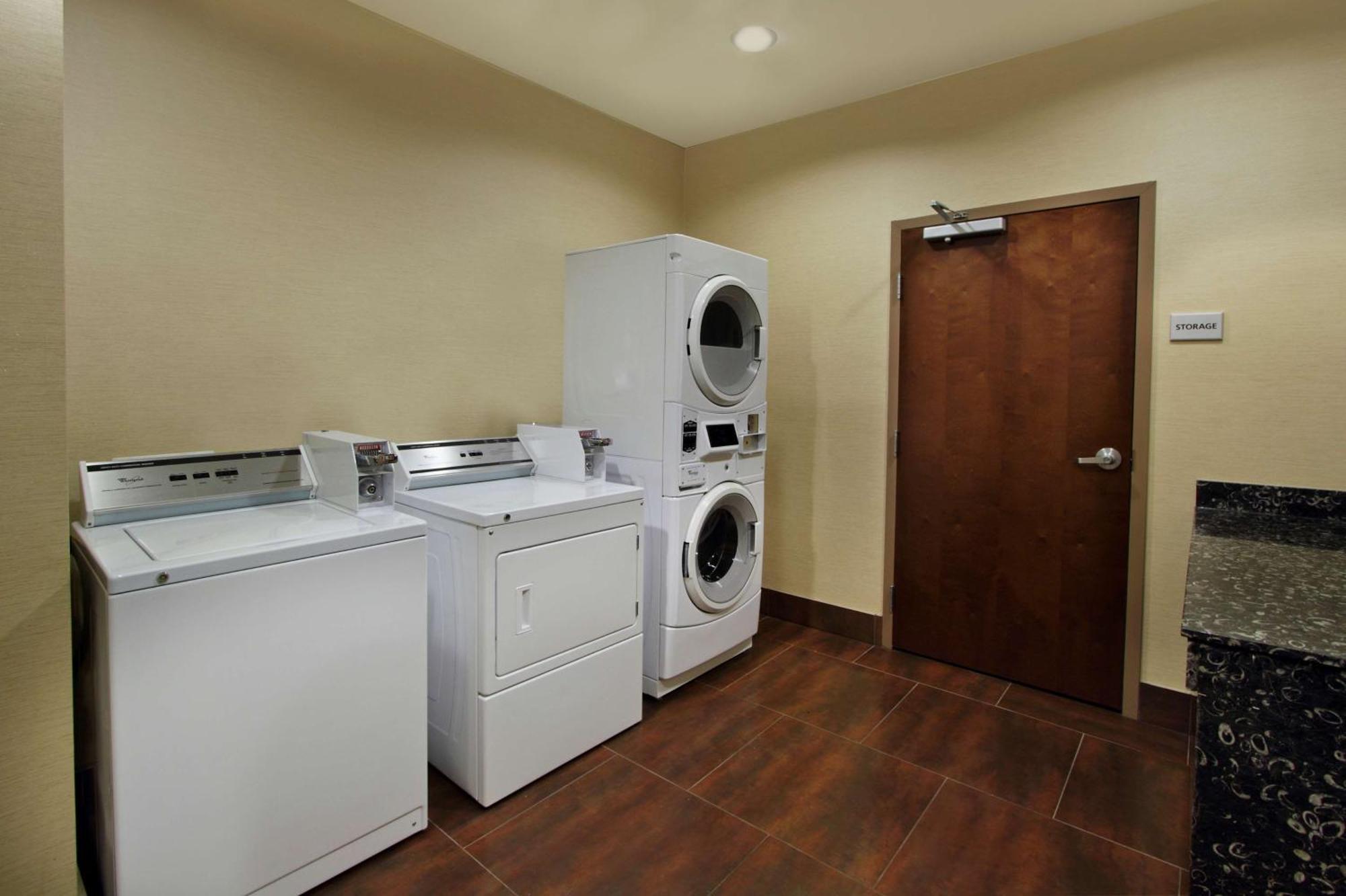 Hampton Inn Beeville מראה חיצוני תמונה