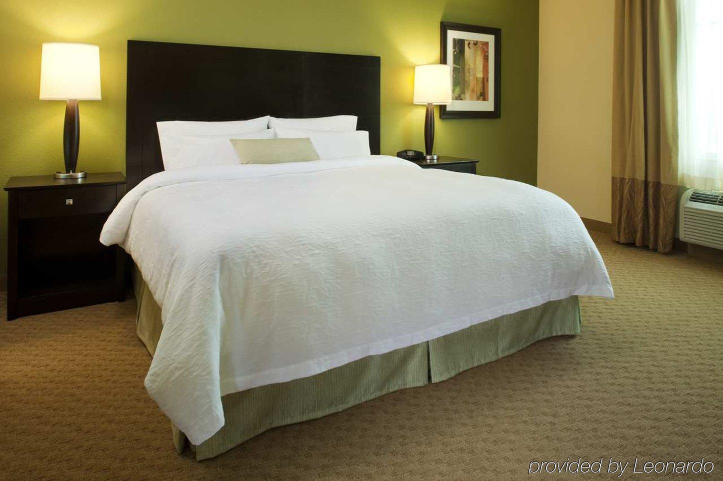 Hampton Inn Beeville חדר תמונה
