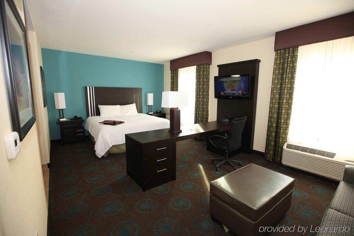 Hampton Inn Beeville חדר תמונה